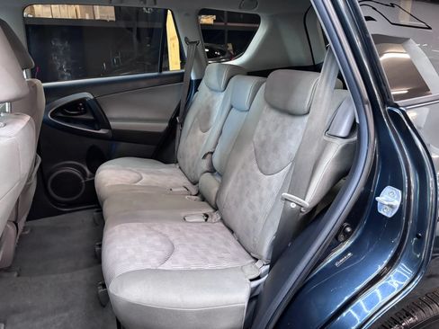 Used 2011 Toyota RAV4 4WD w/ Base L4 Extra Value Pkg image 20