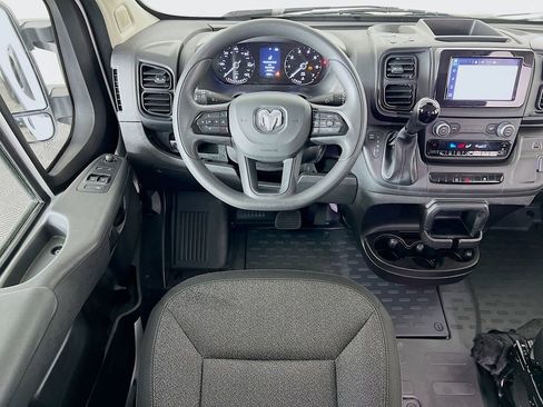 Used 2025 RAM ProMaster 2500 w/ Convenience Group FWD image 19
