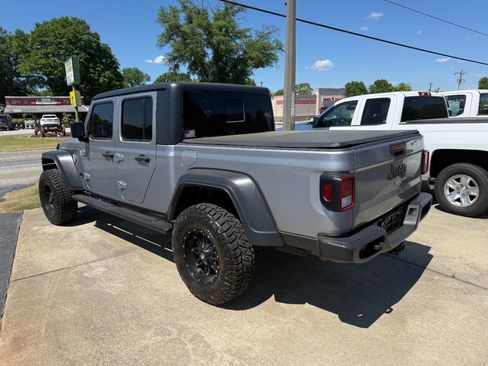 Used 2020 Jeep Gladiator Sport w/ Quick Order Package 24S image 2