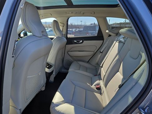 New 2026 Volvo XC60 B5 Ultra w/ Protection Package Premier image 8