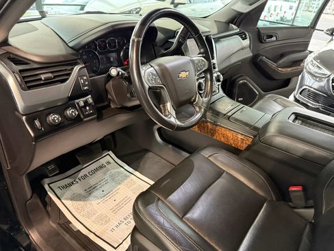 Used 2019 Chevrolet Suburban Premier image 6