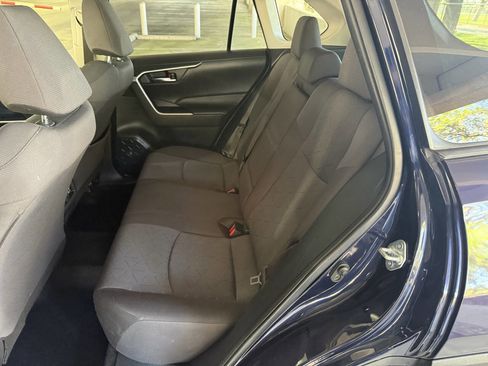 Used 2021 Toyota RAV4 XLE image 36