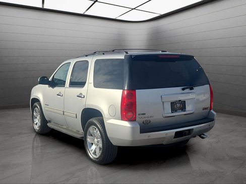 Used 2012 GMC Yukon SLT w/ Regional Value Package image 26