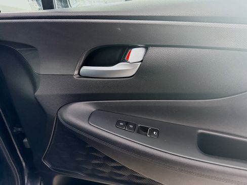 Used 2021 Hyundai Santa Fe SE image 30