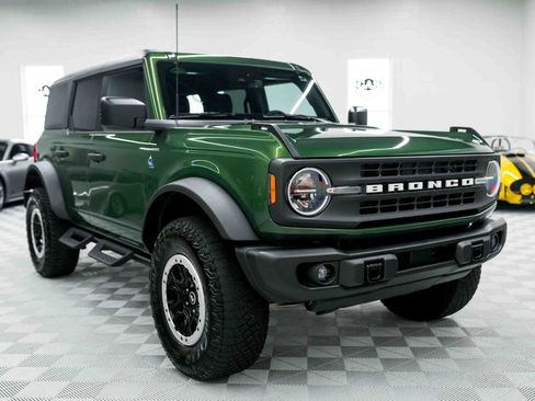 Used 2022 Ford Bronco Black Diamond w/ Sasquatch Package AWD/4WD image 6