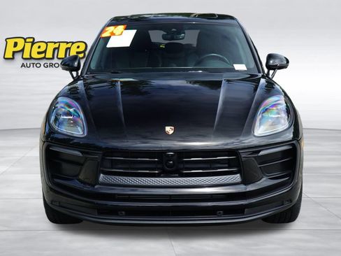 Used 2024 Porsche Macan AWD/4WD image 5