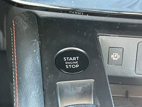 Used 2025 Nissan Kicks SR FWD image 23