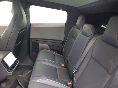 Used 2025 Tesla Cybertruck AWD Crew Cab image 22