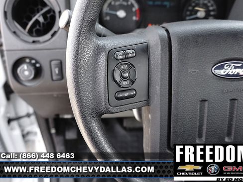 Used 2014 Ford F550 4x4 Regular Cab Super Duty image 12