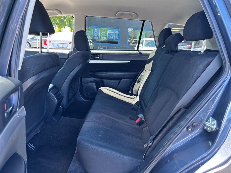 Used 2014 Subaru Outback 2.5i Premium AWD/4WD image 11