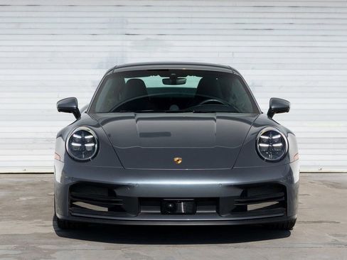 Certified 2025 Porsche 911 Carrera image 11