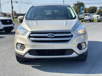 Used 2017 Ford Escape SE AWD/4WD video 2