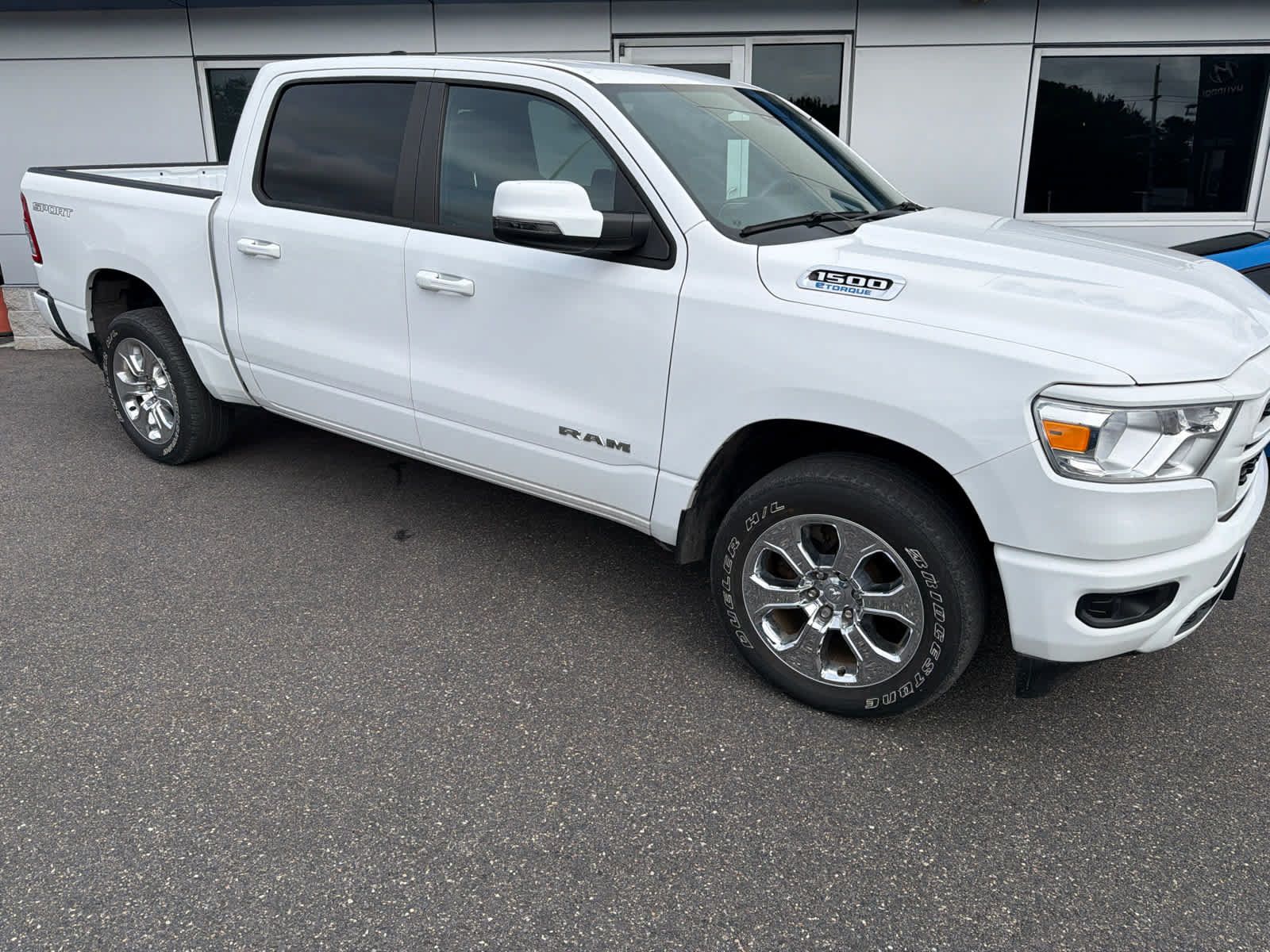 Used 2023 RAM 1500 Big Horn w/ Trailer Tow Group AWD/4WD image 2