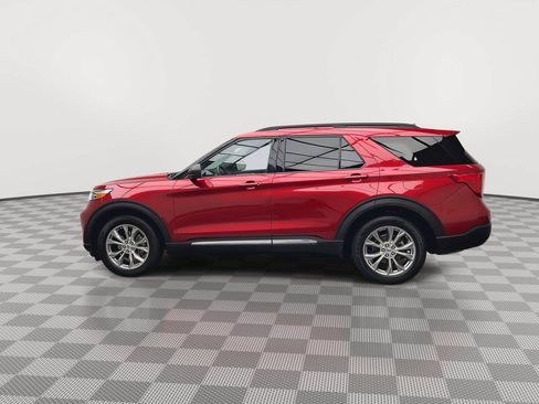 Certified 2020 Ford Explorer XLT w/ Equipment Group 202A AWD/4WD image 39