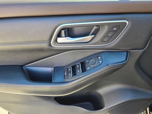 Certified 2021 Nissan Rogue SL FWD image 22