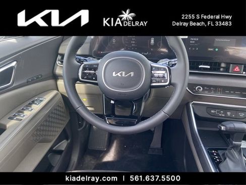 New 2026 Kia Carnival SX FWD image 12