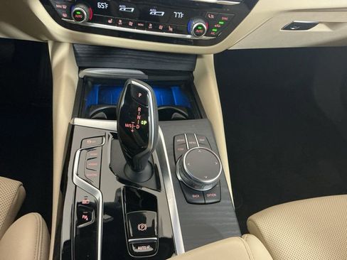 Certified 2023 BMW 530e xDrive w/ Premium Package image 12