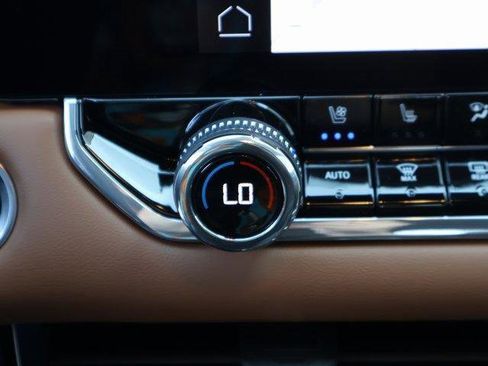 New 2026 GMC Canyon AT4 w/ AT4 Premium Package image 30