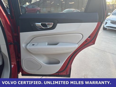 Certified 2023 Volvo XC60 B5 Plus w/ Climate Package image 15