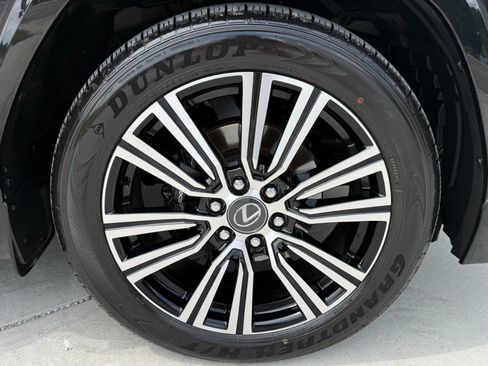 Used 2026 Lexus LX 700h Luxury AWD/4WD image 55