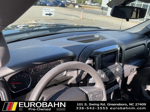 Used 2020 Chevrolet Silverado 1500 RST w/ RST Value Package image 7