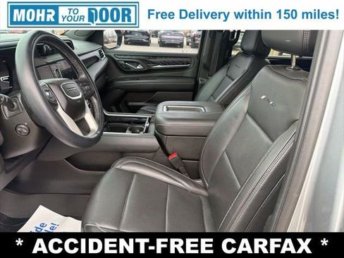 Used 2023 GMC Yukon Denali image 13
