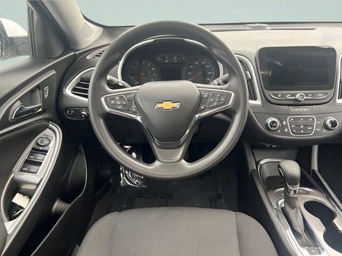 Used 2024 Chevrolet Malibu LT FWD image 13