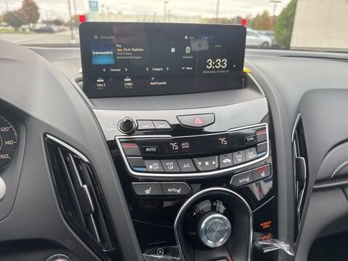 New 2025 Acura RDX SH-AWD image 17