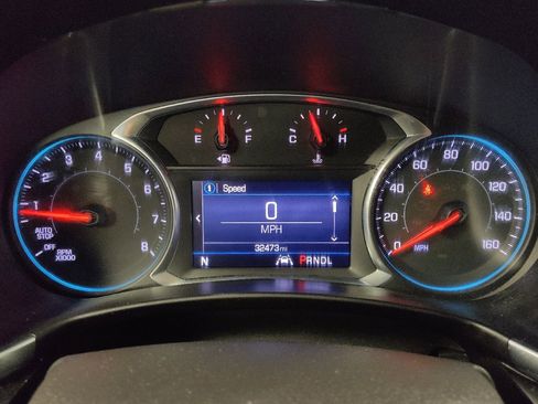 Used 2020 Chevrolet Equinox LT FWD image 23