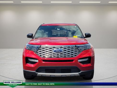 Used 2023 Ford Explorer Platinum w/ Equipment Group 601A AWD/4WD image 8
