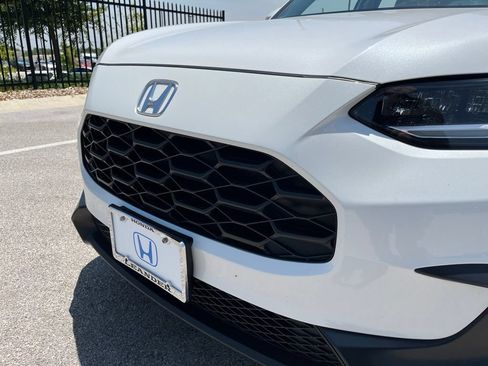 Certified 2025 Honda HR-V LX image 14