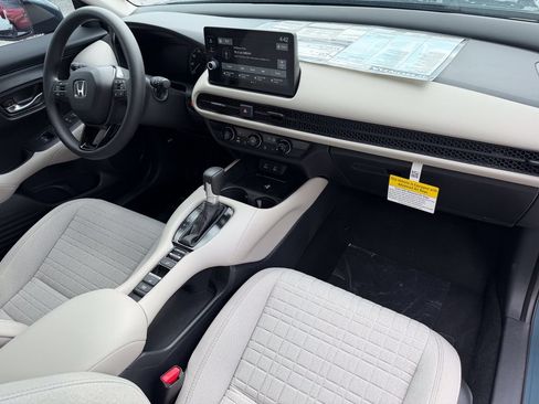 New 2027 Honda HR-V LX image 10