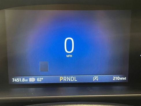 Used 2025 Ford Escape ST-Line w/ Tech Pack #1 AWD/4WD image 28