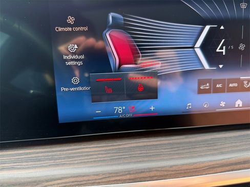 Certified 2024 BMW X5 xDrive40i w/ Parking Assistance Package image 24