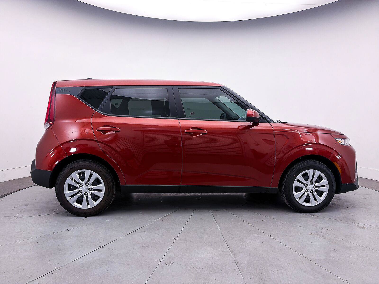 Used 2021 Kia Soul LX FWD image 35