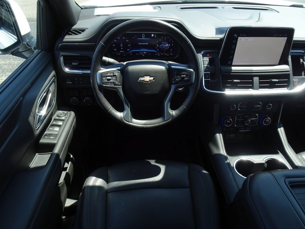 Used 2022 Chevrolet Tahoe LT w/ Luxury Package AWD/4WD image 14