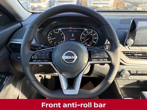 New 2025 Nissan Altima 2.5 SR image 18