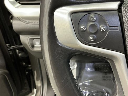 Used 2019 GMC Acadia SLE w/ LPO, Floor Liner Package image 10