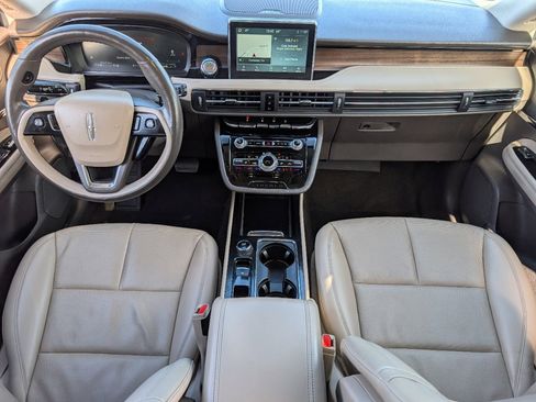 Used 2022 Lincoln Corsair Reserve w/ Luxury Package image 4