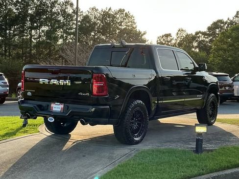 Used 2025 RAM 1500 Limited AWD/4WD image 7