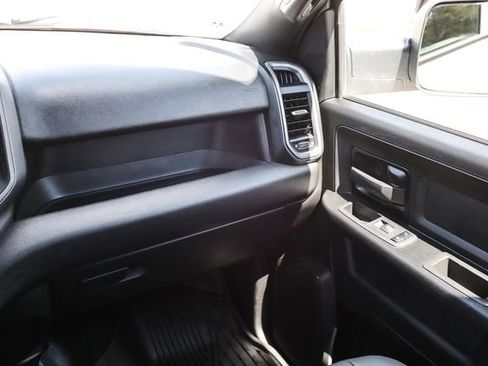 Used 2022 RAM 3500 Tradesman w/ Chrome Appearance Group AWD/4WD image 27