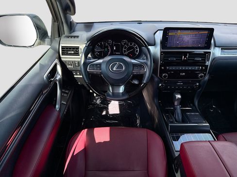 Used 2023 Lexus GX 460 Premium w/ Accessory Package AWD/4WD image 16
