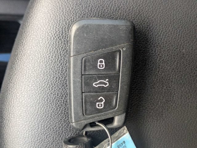 Used 2022 Volkswagen Taos S FWD image 32