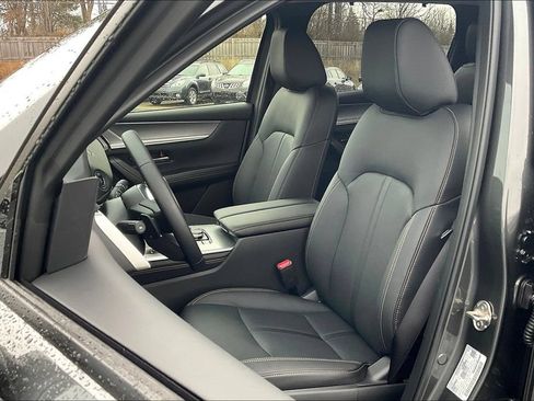 Used 2025 MAZDA CX-90 3.3 Turbo w/ Preferred Package AWD/4WD image 9