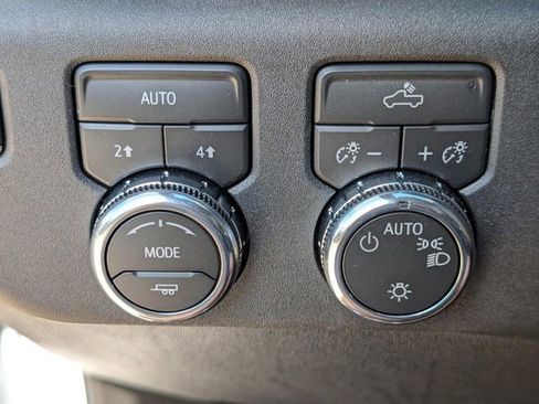 New 2026 GMC Sierra 1500 SLE AWD/4WD image 21