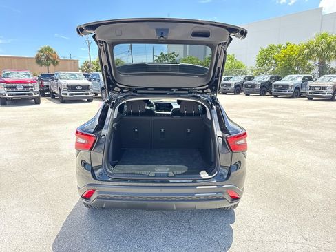 Used 2024 Chevrolet Trax LS w/ LS Convenience Package FWD image 25