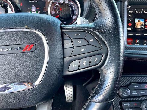 Used 2022 Dodge Challenger R/T Scat Pack RWD image 18