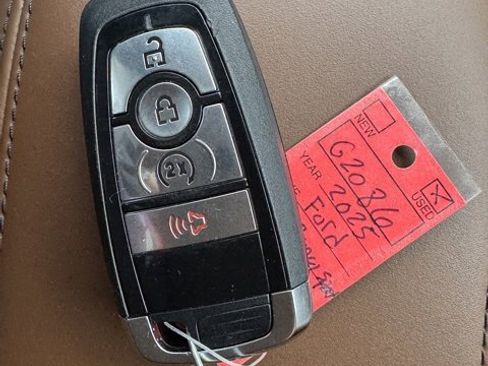 Used 2025 Ford Bronco Sport Outer Banks w/ Outer Banks Tech Package+ image 39