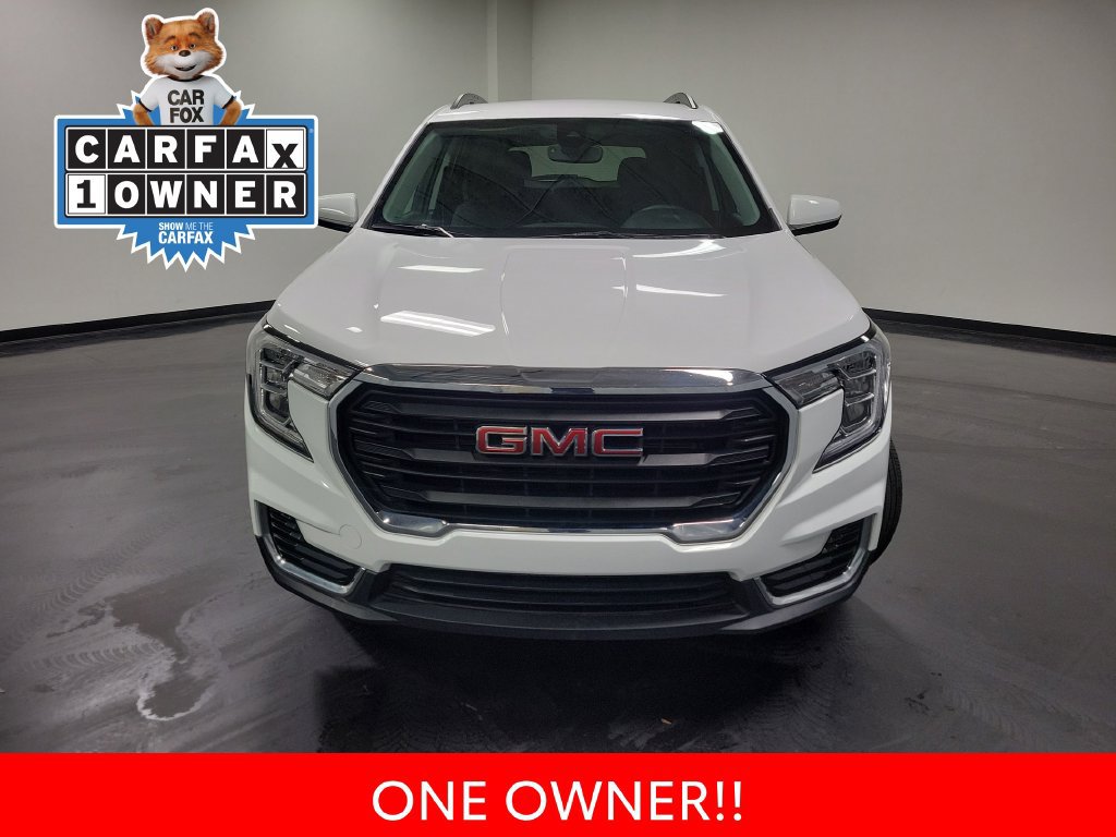 Used 2024 GMC Terrain SLE w/ Driver Convenience Package AWD/4WD image 3