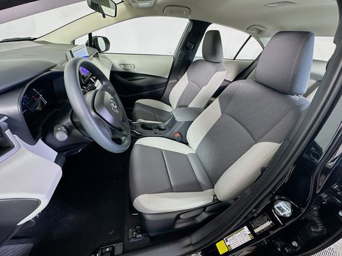 Used 2026 Toyota Corolla LE image 13